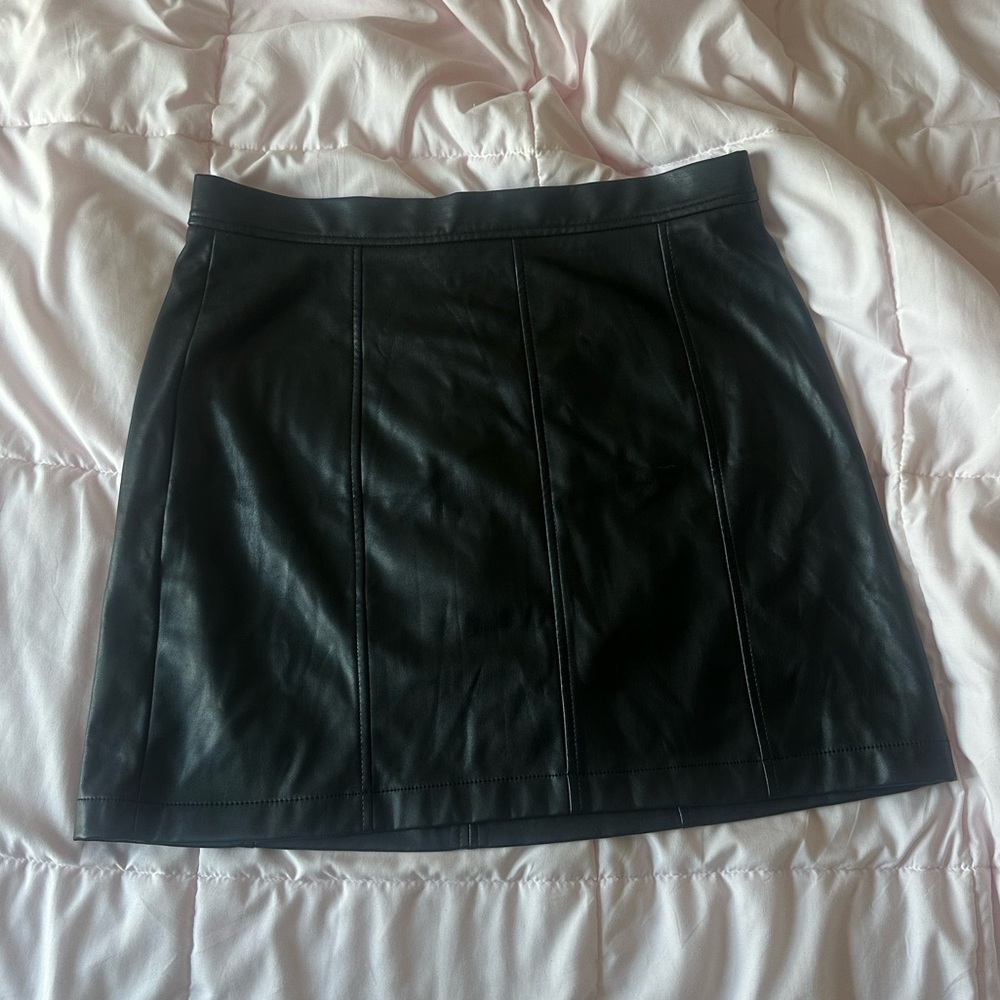 Banana Republic Faux Leather Skirt